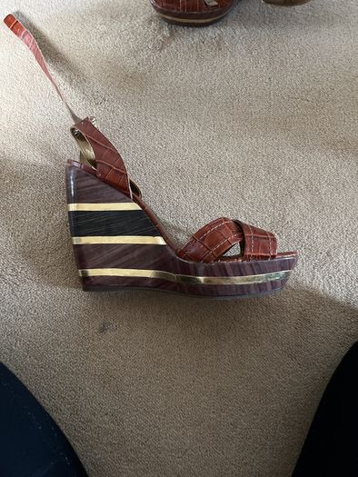 Mode in pelle Sandles