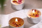 Set of Rose Scented Tea Lights with Dried Rose Petals