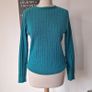 Castle of Ireland teal green cable knit wool jumper. Size 10-12. e90 RRP Image 2