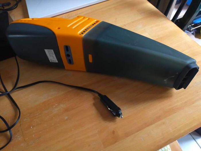 Car vacuum
