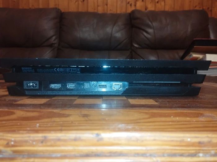PS4 PRO FULL Bundle Setup 5 Games + 5 Controllers Ready to Go Multiplayer Gaming
