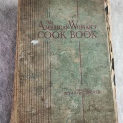 Vintage 1944 The American Woman's Cook Book