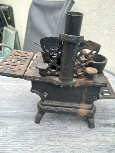 Vintage Miniature Cast Iron Stove
