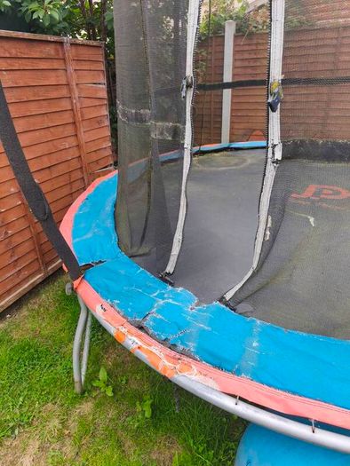 Trampoline