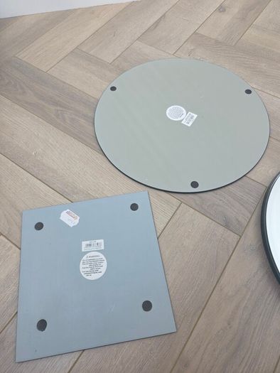 Mirror Plates Centrepieces