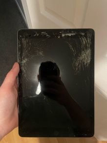 ipad (for parts only)