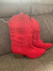 Red cow boy boots