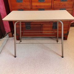 Vintage 1960s Cream Formica Side Table