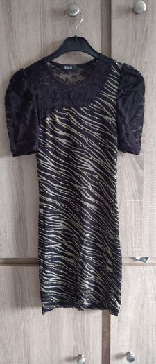 kiah dress gold black lace short sleeve label size UK 8