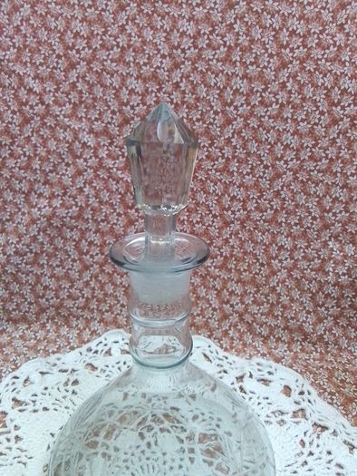Flat Bottom Cut Glass Decanter