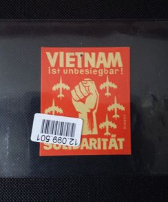 Vietnam Solidarity : Vintage Matchbox Cover-Label