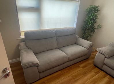 Treble and double couch