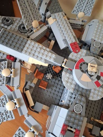Lego star wars 4504 Millennium Falcon Original Trilogy Edition box +75414 force burn speeder