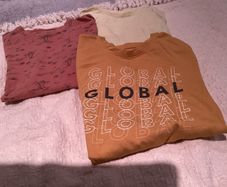 3 T-shirts age 10/11