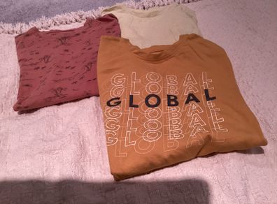 3 T-shirts age 10/11