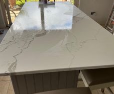 Beautiful Calcutta quartz