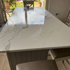 Beautiful Calcutta quartz