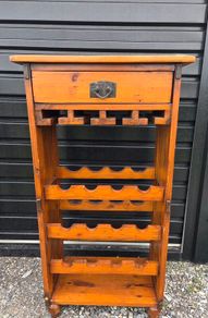 wine stand