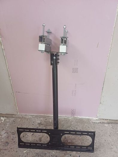 Large screen ceiling holder
