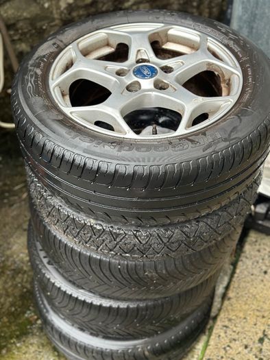 Wheels and tyres Ford Mondeo 205/55 R16