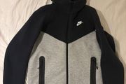 Nike Tech Fleece