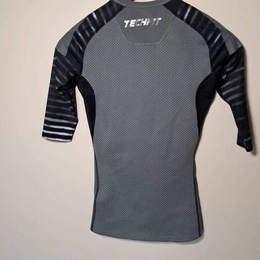 Adidas techfit climacool size medium 2015 in excellent condition