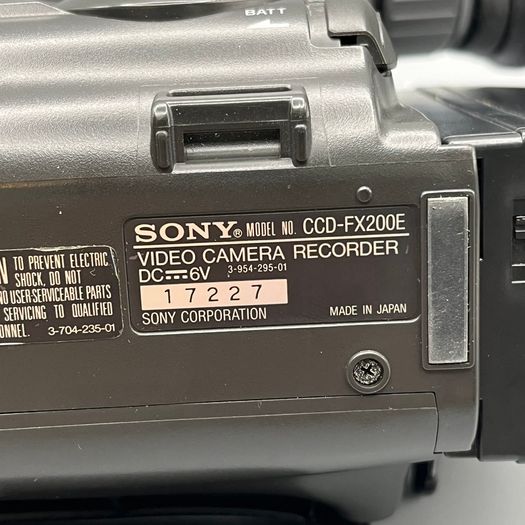 Sony Handycam Video 8 CCD-FX200E PAL Video Camera