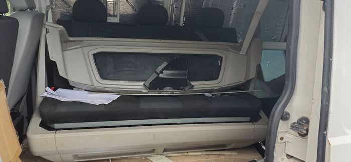 transporter t5, t6 t6.1 crew cab seats + bulkhead