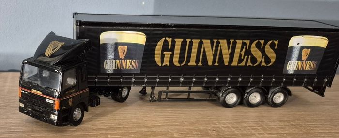 Corgi Guinness 1/50 Trucks