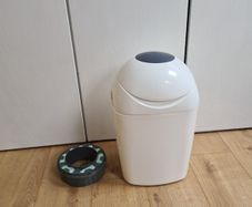 Tommy Tippee Sangenic Nappy Bin