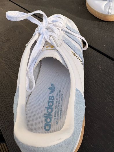 Unisex Adidas Mumchen runners