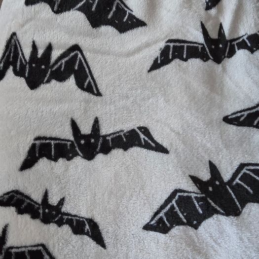 Halloween throw