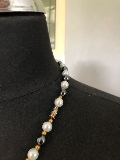 pearl necklace