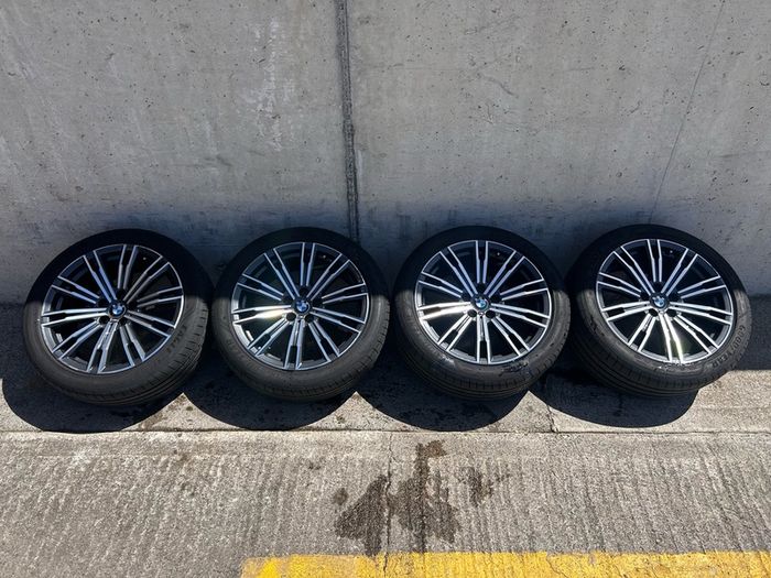 Genuine BMW G30, G20 790M 18" Alloy Wheels - Good Year Tyres