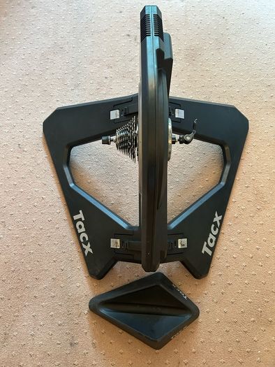 Tacx T2800 Smart Turbo Trainer