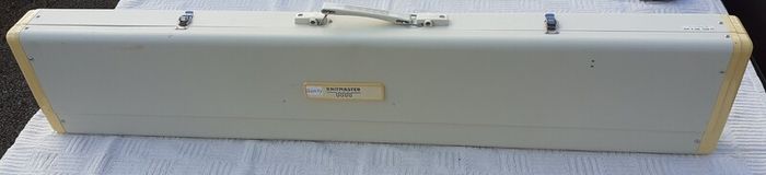 Chunky Electronic Knitting machine