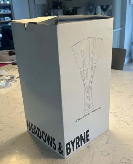 6 Meadows and Byrne champagne flutes, D18