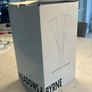 6 Meadows and Byrne champagne flutes, D18 Image 5