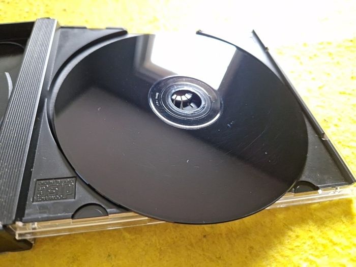 Metal Gear Solid PlayStation1 Ps1 PlayStation2 Ps2 Games Original