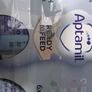 Aptamil First Infant Milk Ready to Feed 5 x 200ml Image 2