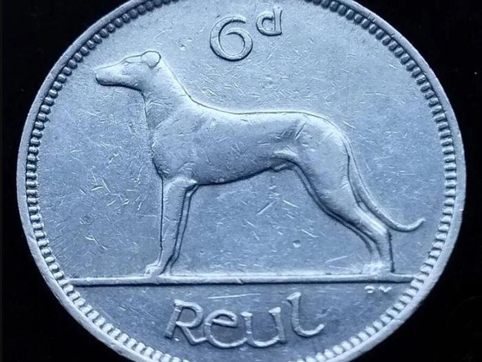 Ireland - 1939 - 6 Pence - Wolfhound - KM.13 - [2204]