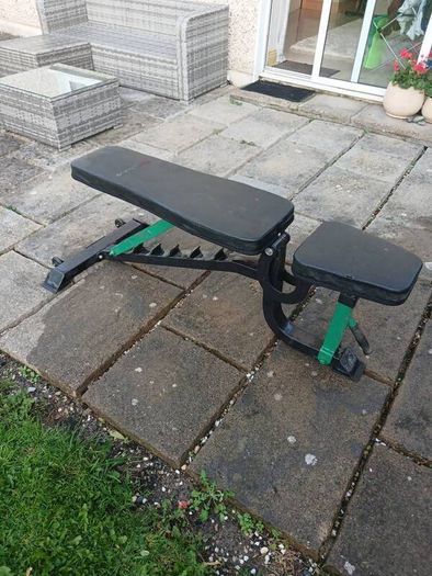 gym bench