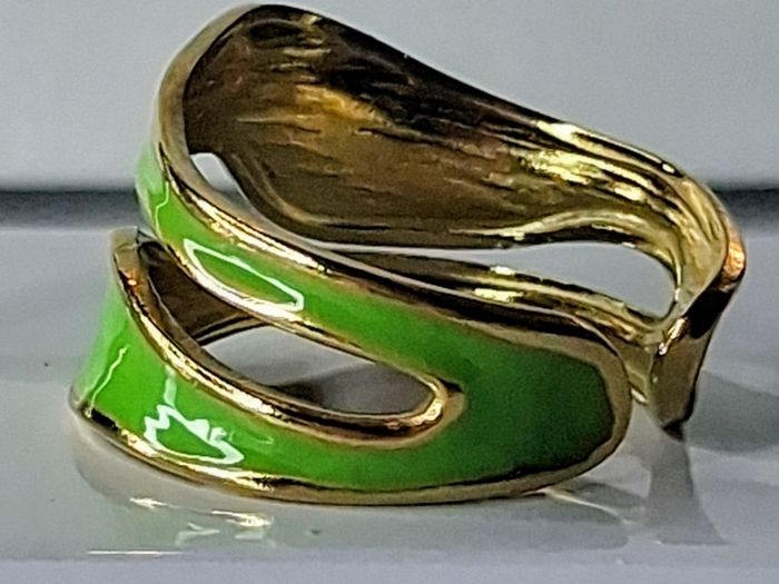 Double Layer Geometric Lime Green & Gold Open Ring