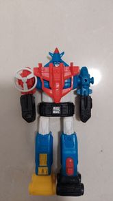 Robot / toy / vintage figure
