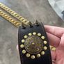 Show collars and lead Image 5