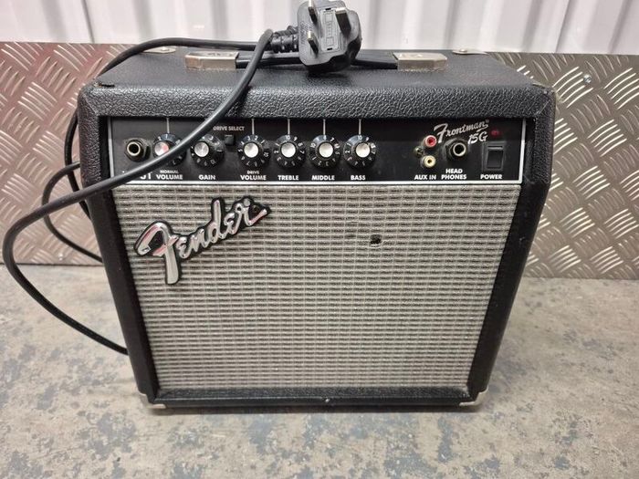 Fender Frontman 15g
