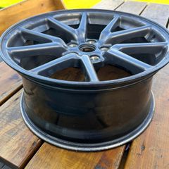 Tesla Model 3 alloy , tesla OEM alloy, it had  235 45 R18 98 on it