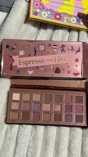 Huge eyeshadow palette 10euro sale Juvia s Kaleidos, urban decay, Laura Lee, rude cosmetics, jeffree star and more