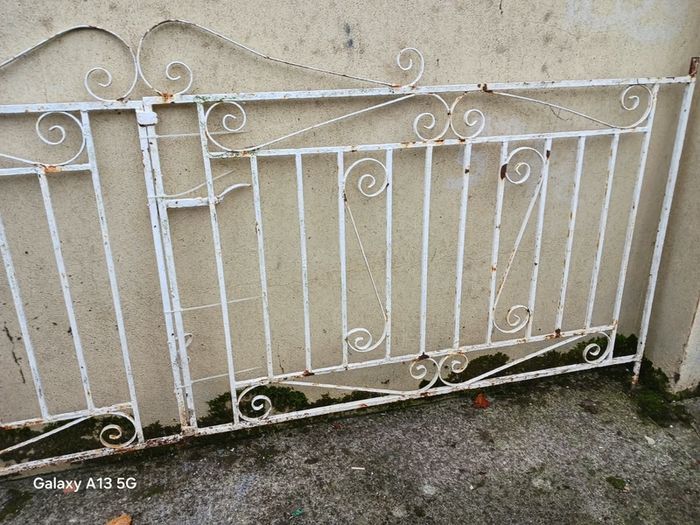 Soild steel gate