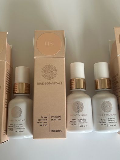 True botanicals board spectrum, sunscreen, SPF, 30 in shade 03,04, 05 BNIB